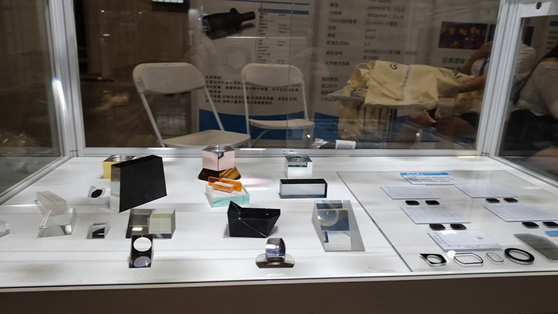 激埃特醫療展展品
